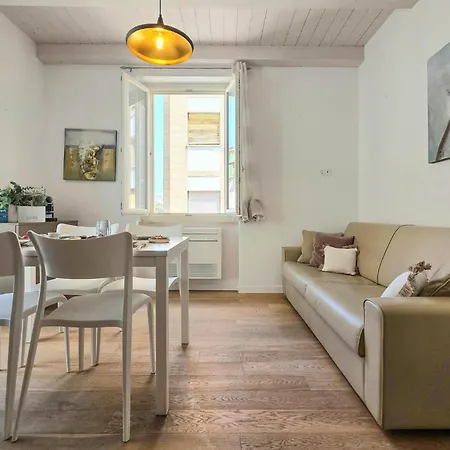 Lovely Apartment In San Benedette Del Tron San Benedetto del Tronto
